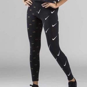 Nike logo leggings
